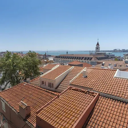 Lv Premier Bica River View Appartement *