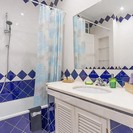 Lv Premier Bica River View Apartment *