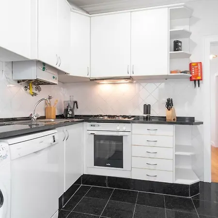 Apartment Lv Premier Bica Lissabon