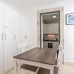 Daire Lv Premier Bica River View *