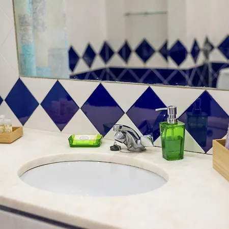 Lv Premier Bica River View 리스본