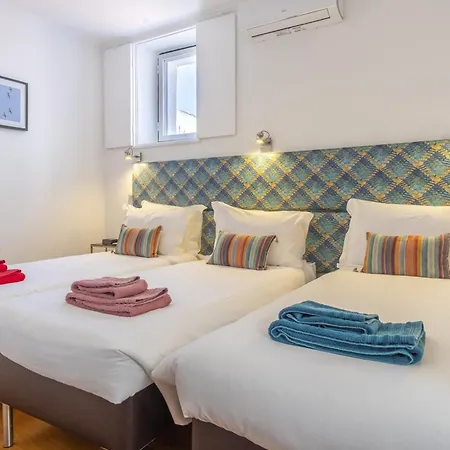 Lv Premier Bica River View ליסבון